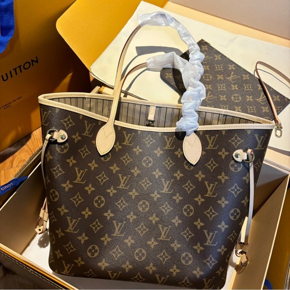 Louis Vuitton Monogram Brown and Cream Tote - Picture 1 of 7